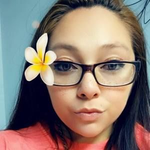 Meet your Posher, Alexia